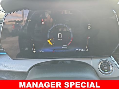 Used 2025 Chevrolet Trax LT w/ Driver Confidence Package image 18