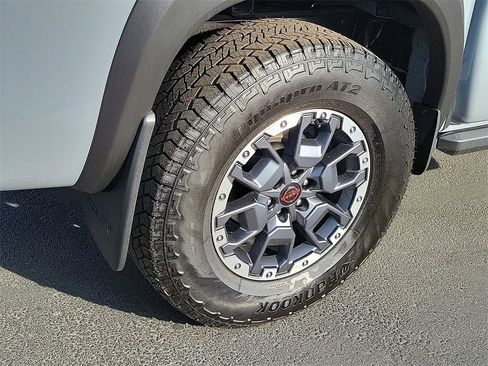 New 2025 Nissan Frontier PRO-4X w/ Pro Premium Package image 3