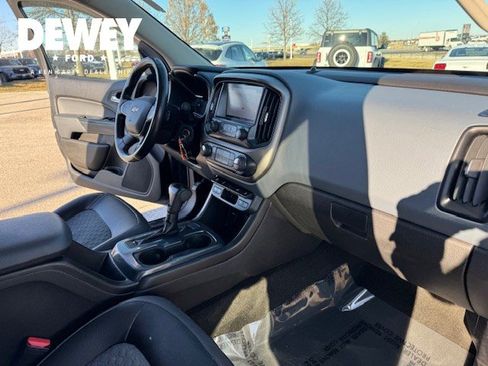 Used 2016 Chevrolet Colorado Z71 image 33