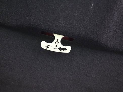 Used 2023 Toyota Corolla Hybrid Sedan image 34