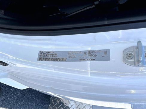 New 2025 RAM 2500 Tradesman AWD/4WD image 7