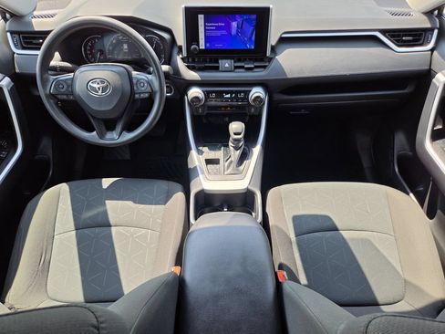 Used 2025 Toyota RAV4 XLE FWD image 13