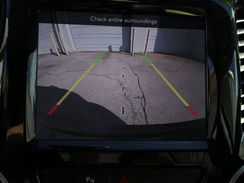 Used 2019 Jeep Cherokee Limited FWD image 26