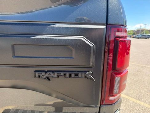 Used 2018 Ford F150 Raptor w/ Equipment Group 802A Luxury AWD/4WD image 11