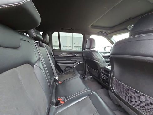 Used 2022 Jeep Grand Cherokee Altitude image 27