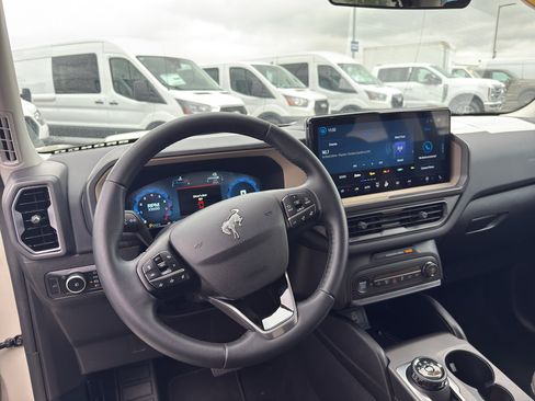 Used 2025 Ford Bronco Sport Big Bend w/ Convenience Package AWD/4WD image 38