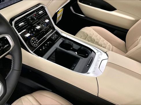 New 2026 Nissan Armada Platinum Reserve AWD/4WD image 9