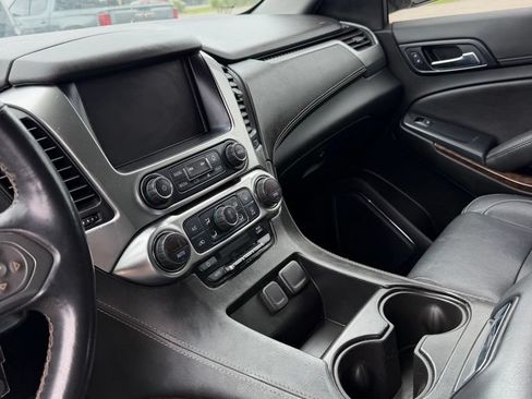 Used 2020 Chevrolet Tahoe LS RWD image 16