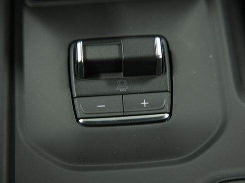 New 2026 GMC Sierra 1500 AT4X image 43