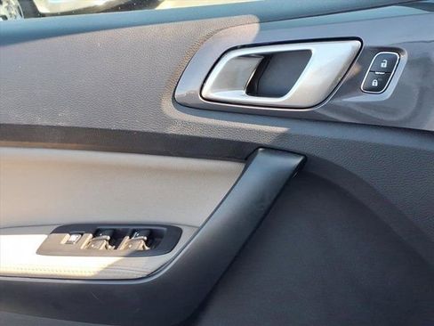 Used 2023 Ford Ranger Lariat w/ Technology Package image 24