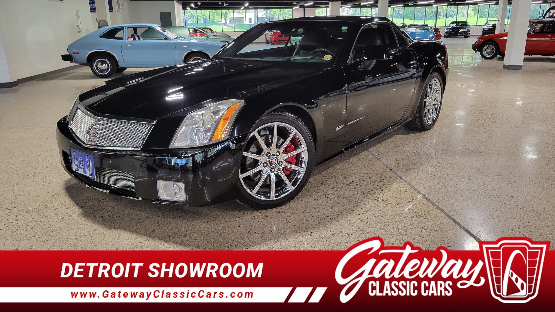 Used 2008 Cadillac XLR V RWD image 1