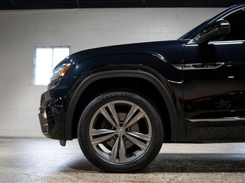Used 2019 Volkswagen Atlas SE w/ Towing Package AWD/4WD image 10