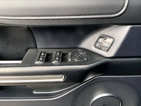 Certified 2020 Ford Expedition Max XLT w/ Equipment Group 202A image 33