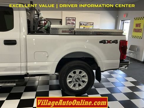 Used 2022 Ford F250 XLT w/ XLT Value Package AWD/4WD image 9
