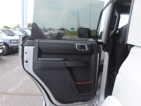 New 2026 Ford Bronco Raptor w/ Interior Carbon Fiber Pack AWD/4WD image 19