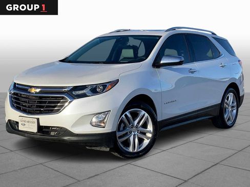 Used 2018 Chevrolet Equinox Premier image 1