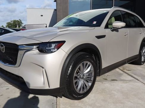 Used 2024 MAZDA CX-90 3.3 Turbo w/ Preferred Plus AWD/4WD image 8