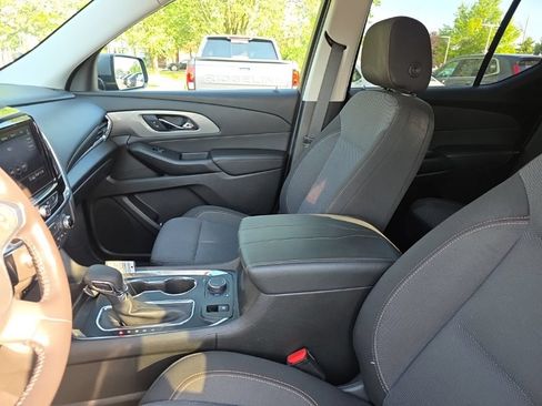 Used 2021 Chevrolet Traverse LT AWD/4WD image 27