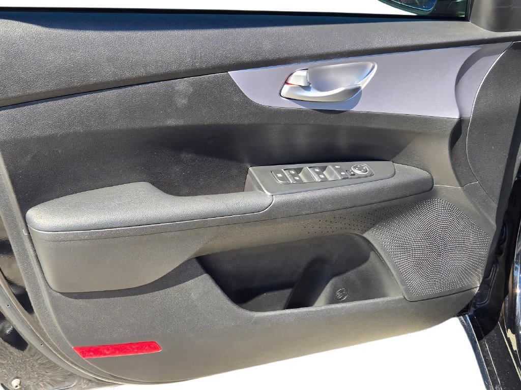 Certified 2024 Kia Forte LXS w/ LXS Technology Package FWD image 14