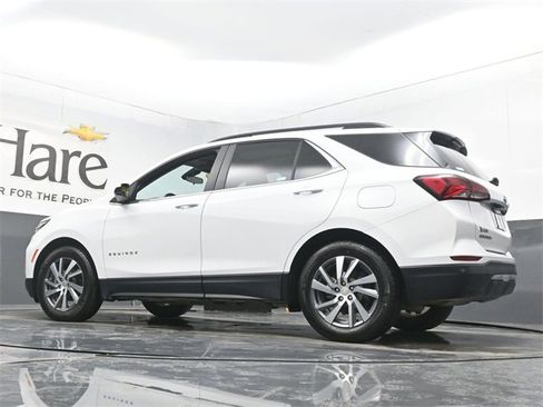 Used 2024 Chevrolet Equinox LT w/ LPO, Floor Liner Package image 54