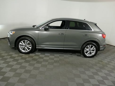 Certified 2025 Audi Q3 2.0T Premium Plus w/ Premium Plus Package image 6