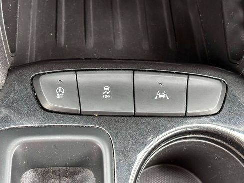 Used 2023 Chevrolet TrailBlazer LT FWD image 18