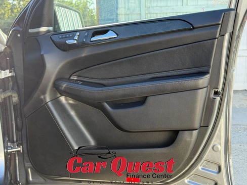 Used 2018 Mercedes-Benz GLS 450 4MATIC image 36