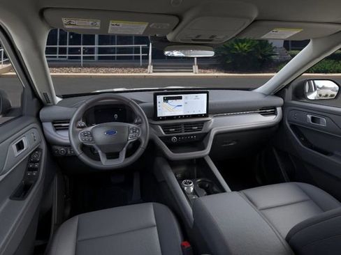 New 2026 Ford Explorer Active w/ Active Comfort Package image 9