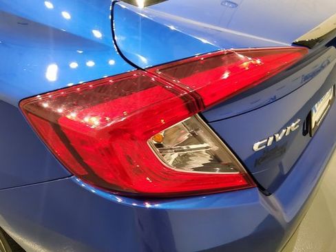 Used 2020 Honda Civic Sport image 12