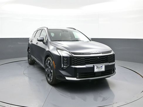 New 2026 Kia Sportage SX FWD image 3
