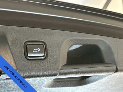 Used 2021 Hyundai Palisade Limited AWD/4WD image 6