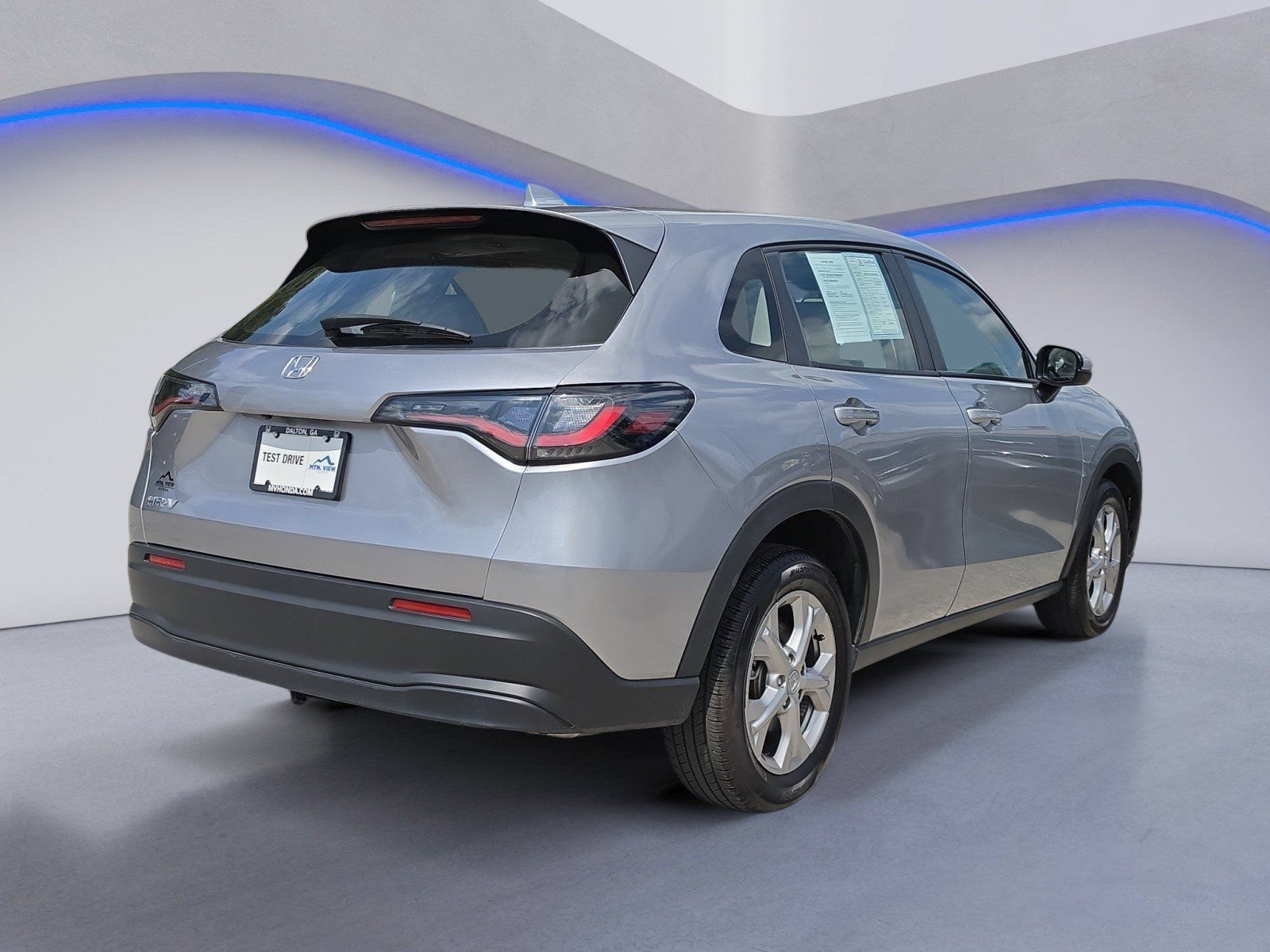 Certified 2025 Honda HR-V LX image 6