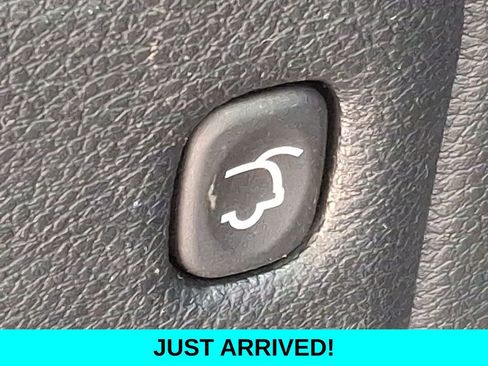 Used 2021 Jeep Grand Cherokee Limited AWD/4WD image 32