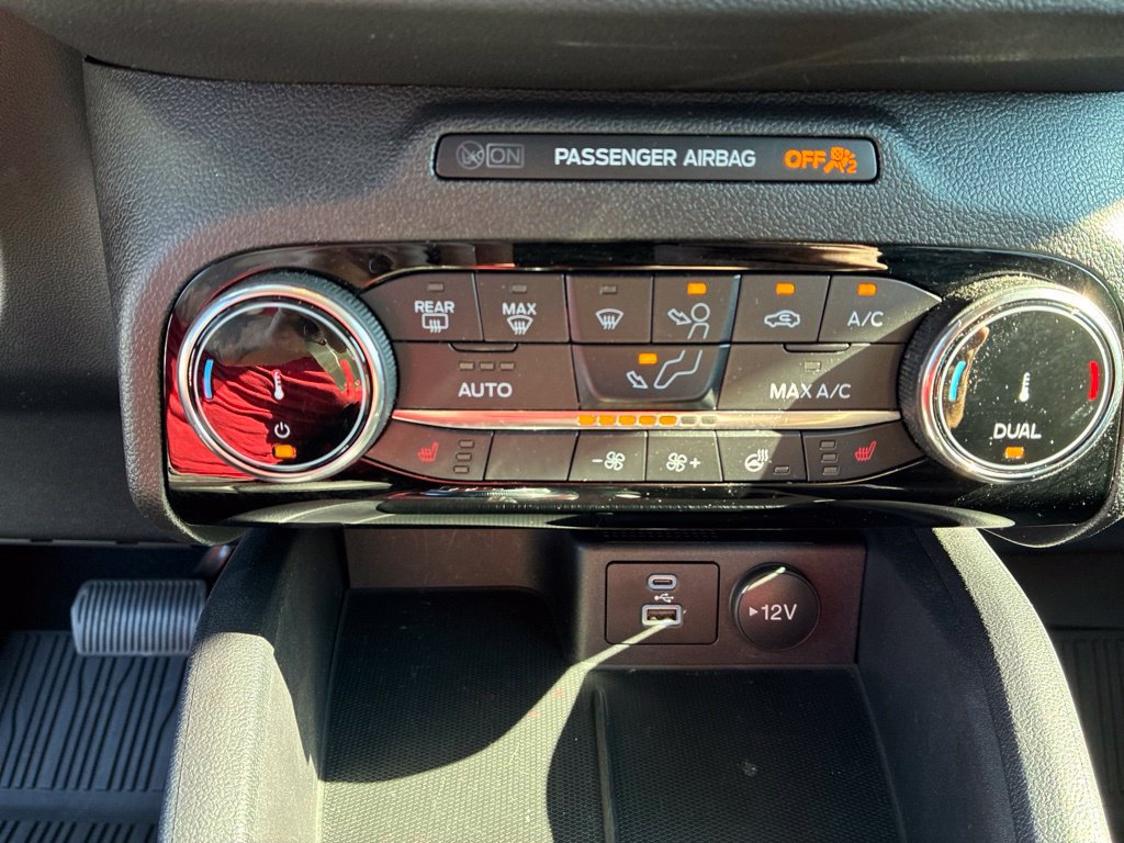 Used 2022 Ford Escape SEL AWD/4WD image 23