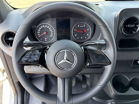 New 2026 Mercedes-Benz Sprinter 2500 image 21