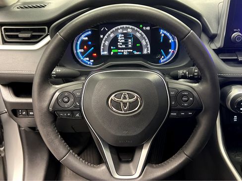 Used 2023 Toyota RAV4 XLE w/ Convenience Package AWD/4WD image 11