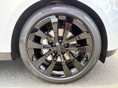 New 2026 Land Rover Range Rover Sport SE AWD/4WD image 9