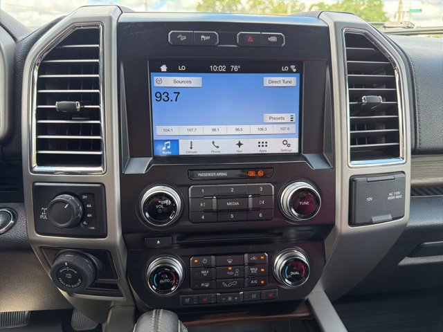 Used 2016 Ford F150 Lariat w/ Equipment Group 502A Luxury AWD/4WD image 24