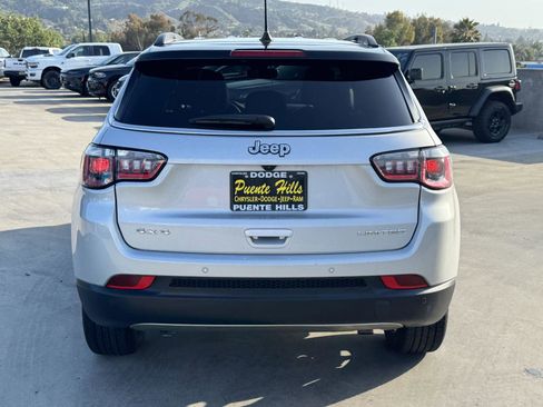 Used 2024 Jeep Compass Limited AWD/4WD image 5