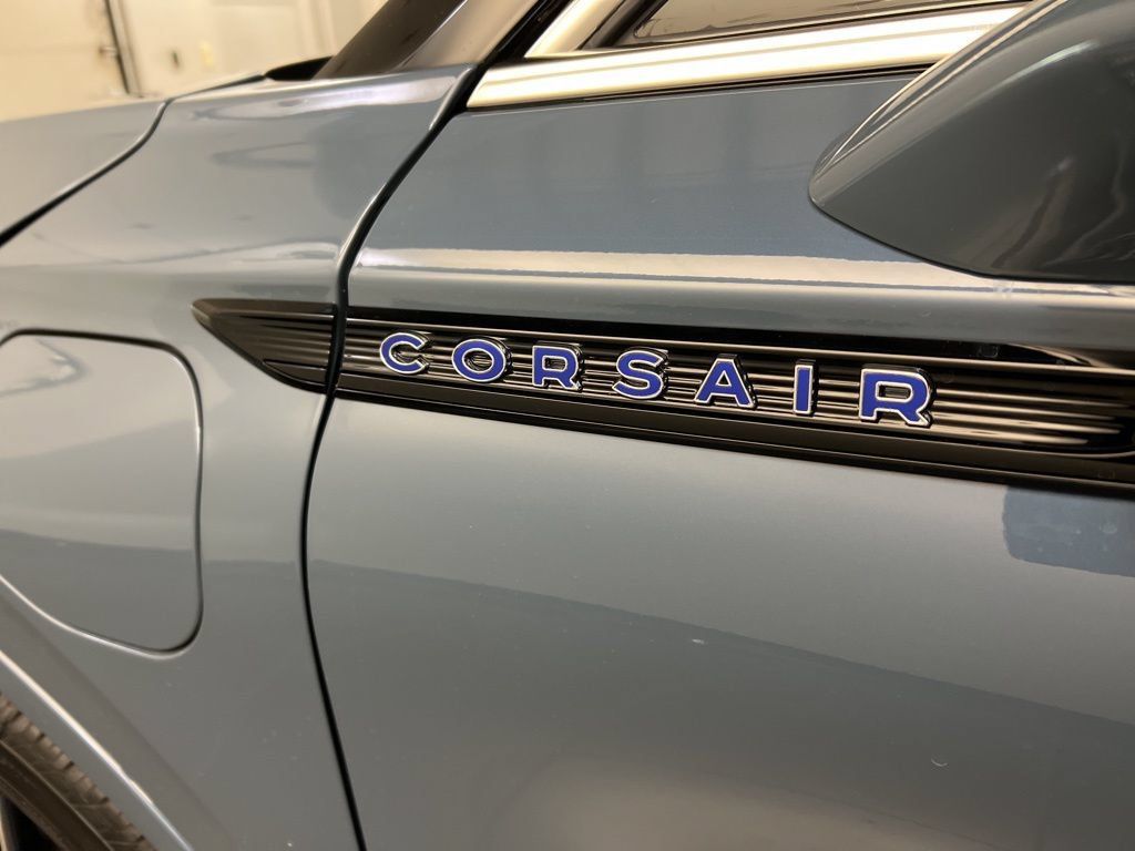 New 2025 Lincoln Corsair Grand Touring w/ Equipment Group 302A AWD/4WD image 36