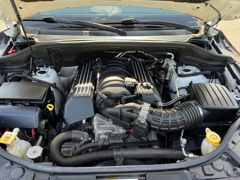 Used 2019 Dodge Durango SRT w/ Technology Group AWD/4WD image 26