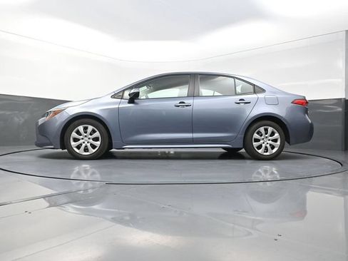 Used 2024 Toyota Corolla LE FWD image 33