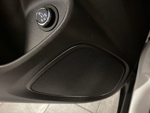 Used 2020 Buick Encore GX Select FWD image 23