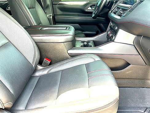 Used 2024 Chevrolet Tahoe RST w/ Luxury Package AWD/4WD image 25
