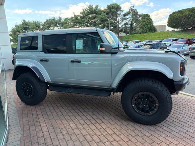 New 2026 Ford Bronco Raptor w/ Interior Carbon Fiber Pack AWD/4WD image 2