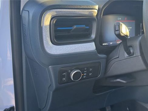 Certified 2025 Ford Maverick XLT image 23