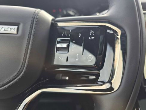 Used 2026 Land Rover Range Rover Velar S image 32