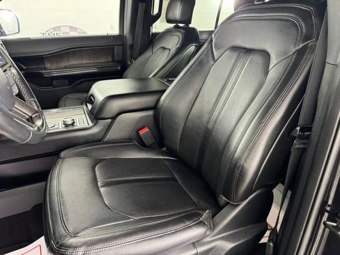 Used 2020 Ford Expedition Limited w/ Equipment Group 301A AWD/4WD image 36