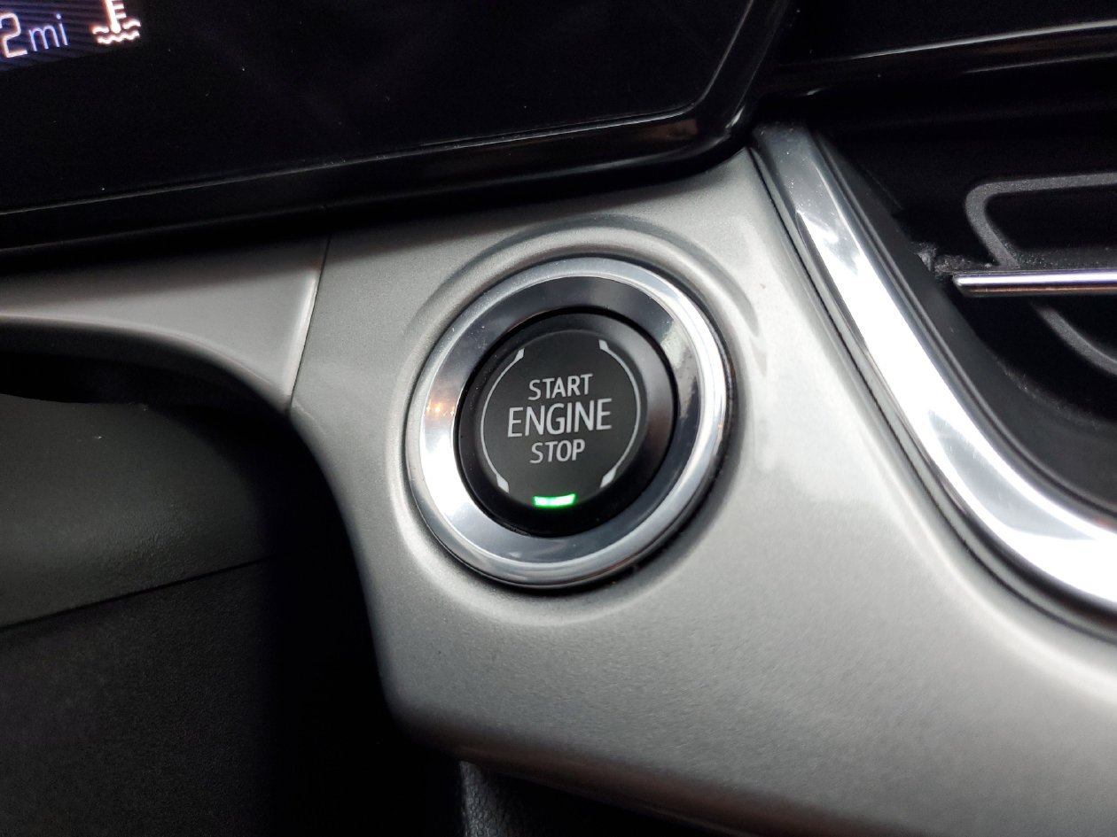 Used 2025 Chevrolet Trax LT FWD image 24