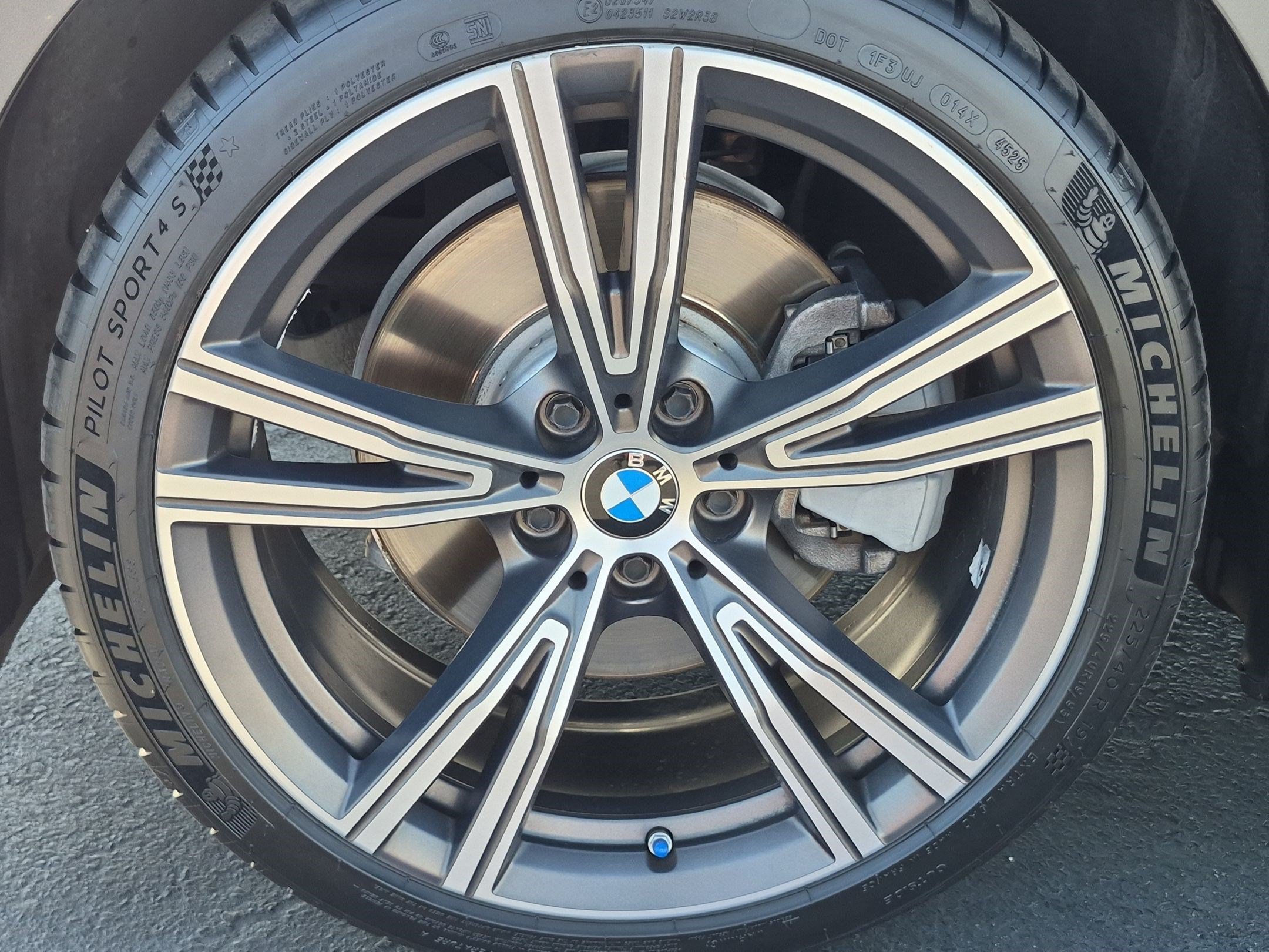 Used 2022 BMW 330i xDrive Sedan w/ Premium Package 2 AWD/4WD image 13